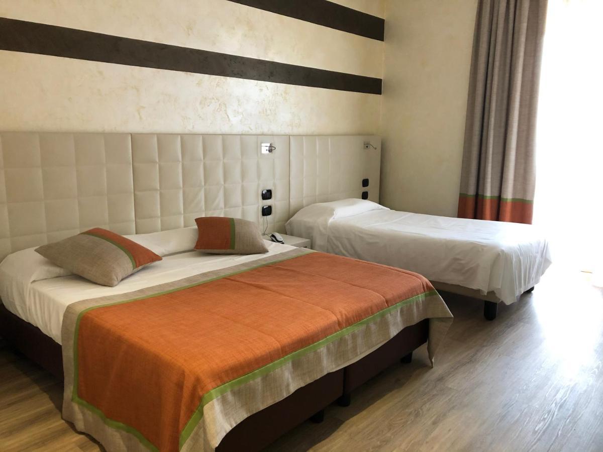 Hotel City Chivasso Eksteriør bilde